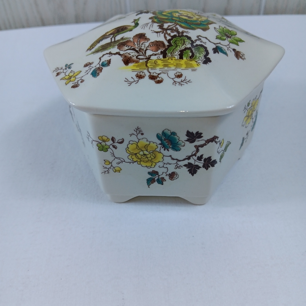 Mason's Ironstone "Formosa"-Lidded Hexagon Trinket Box-Vintage-3 1/4" x 4 3/4" - Picture 2 of 8